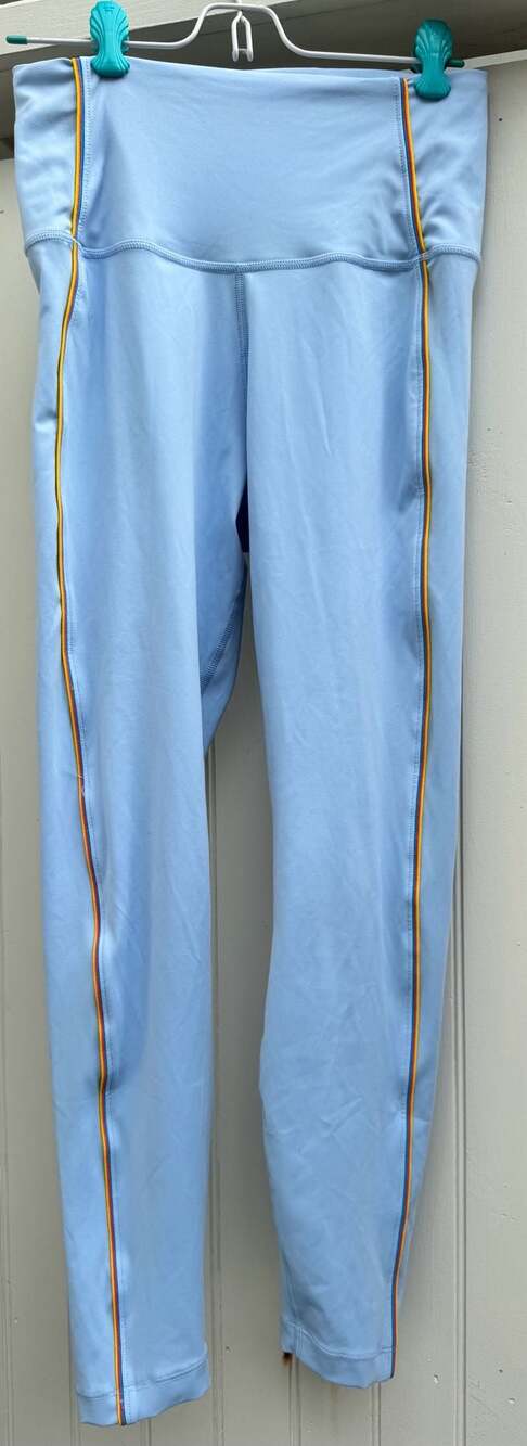 Nike Dri-FIT High-Rise Rainbow Stripe Leggings Size M
